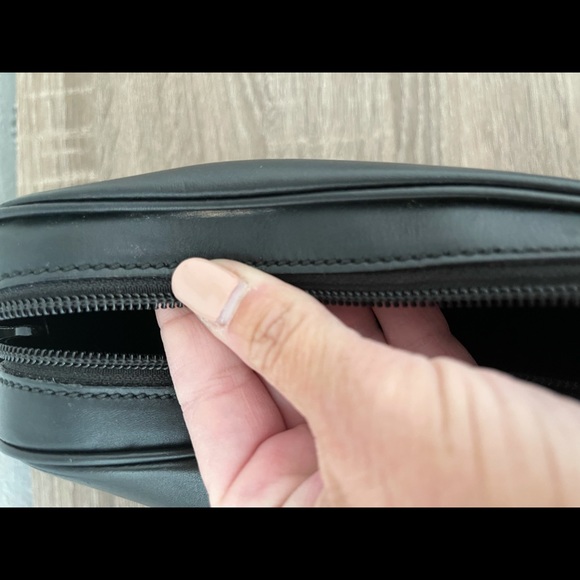 $1150 Rare GUCCI Hysteria GG Logo Top Zip Bag - Picture 4 of 10